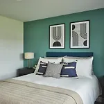 Coventry Home For 6+2, 150Mbp Wi-Fi + Parking