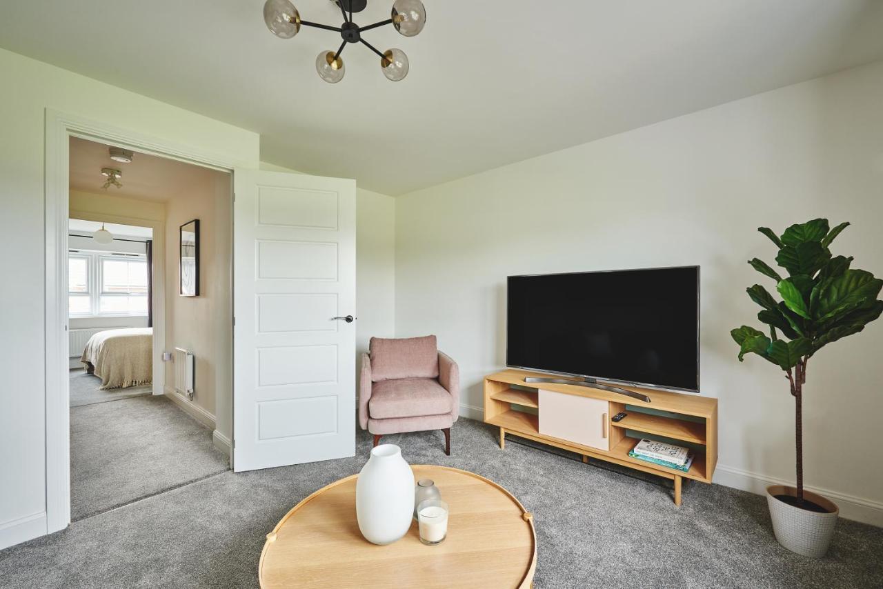 Holiday home For 6+2, 150mbp Wi-fi + Parking *